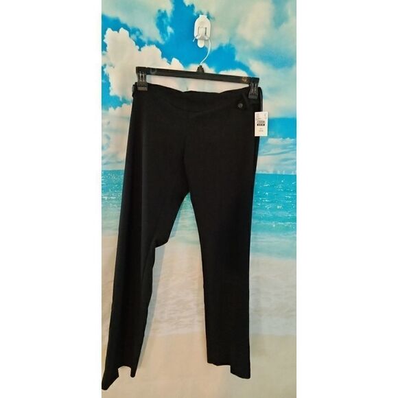 NWT: Motherhood Maternity woman's pant. - Picture 2 of 8